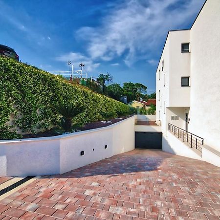 Vita, Luxury Apartments Opatija Exteriör bild